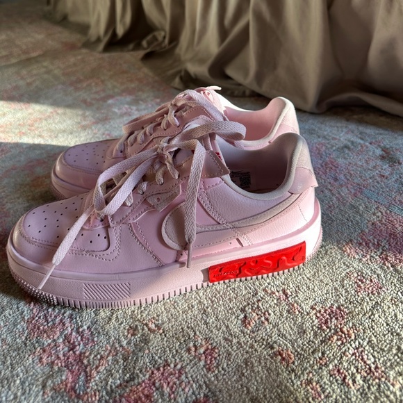 • Pink Nike Air Force One Fontanka Size: 8 • - Picture 2 of 7